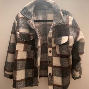 Nasty gal plaid shaket size medium